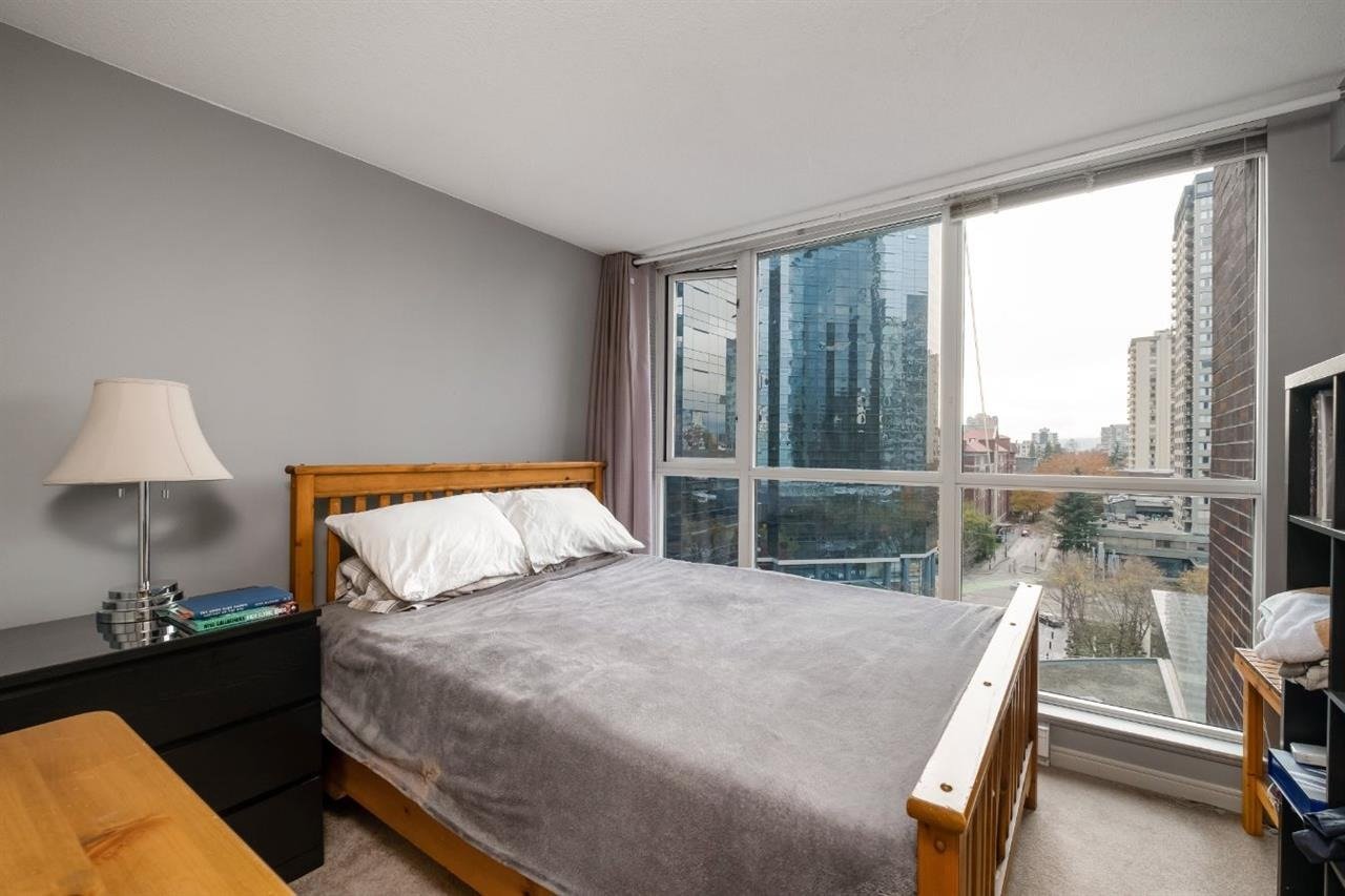 1068 Hornby St, #1405
