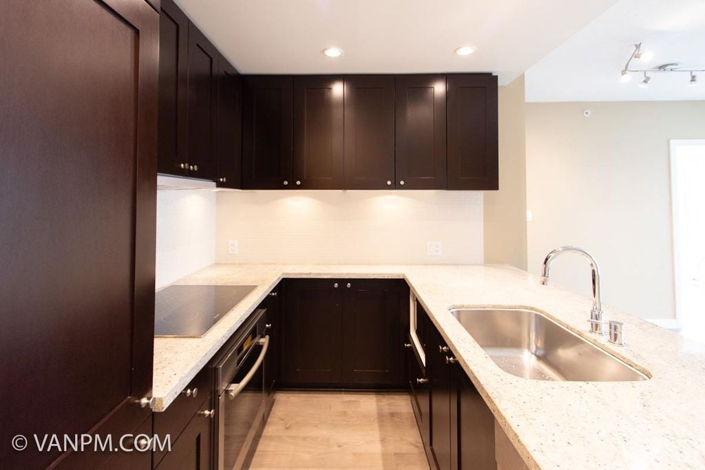 821 Cambie St, #807