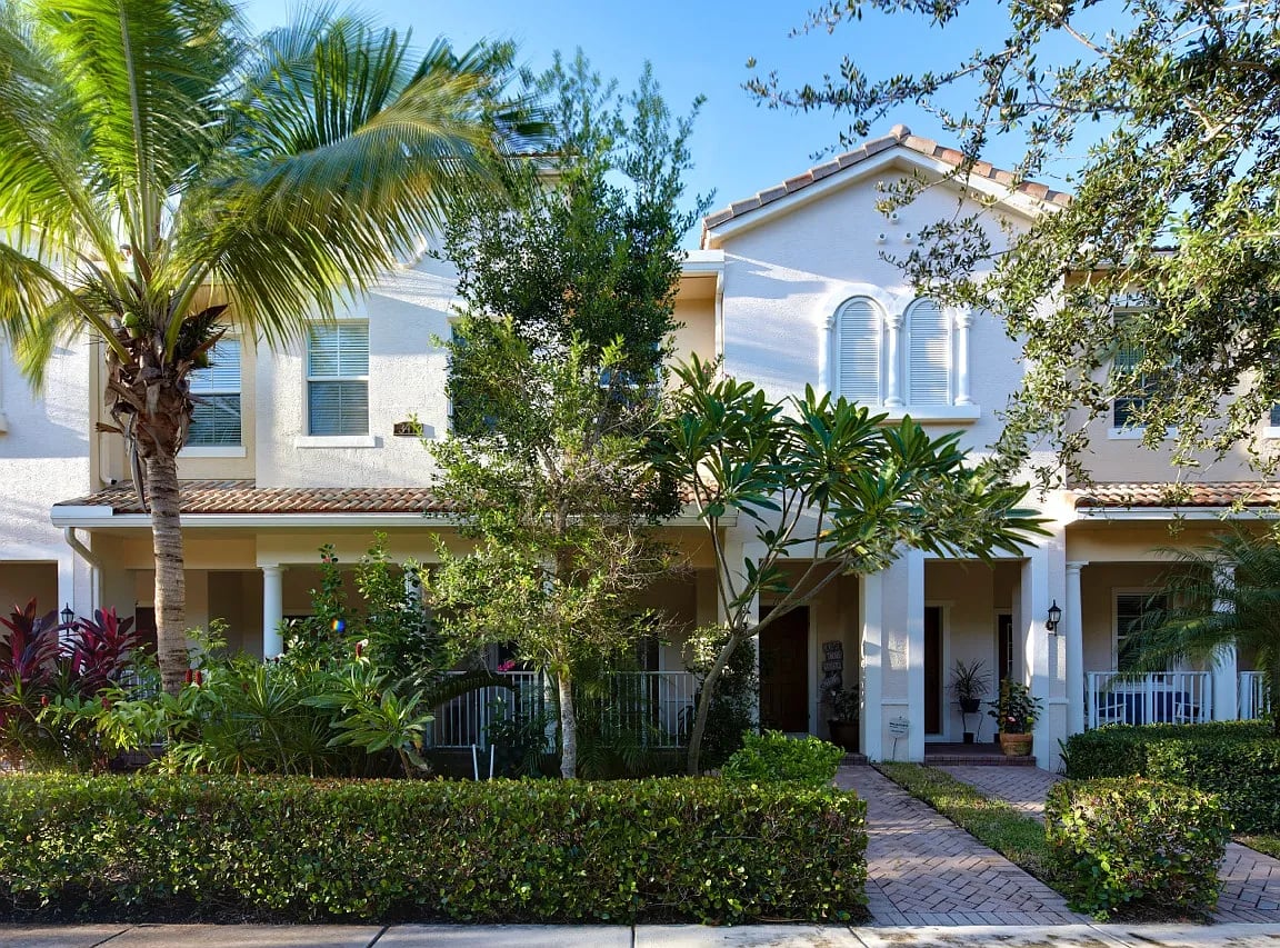 341 Indian Creek Pkwy APT: 103
