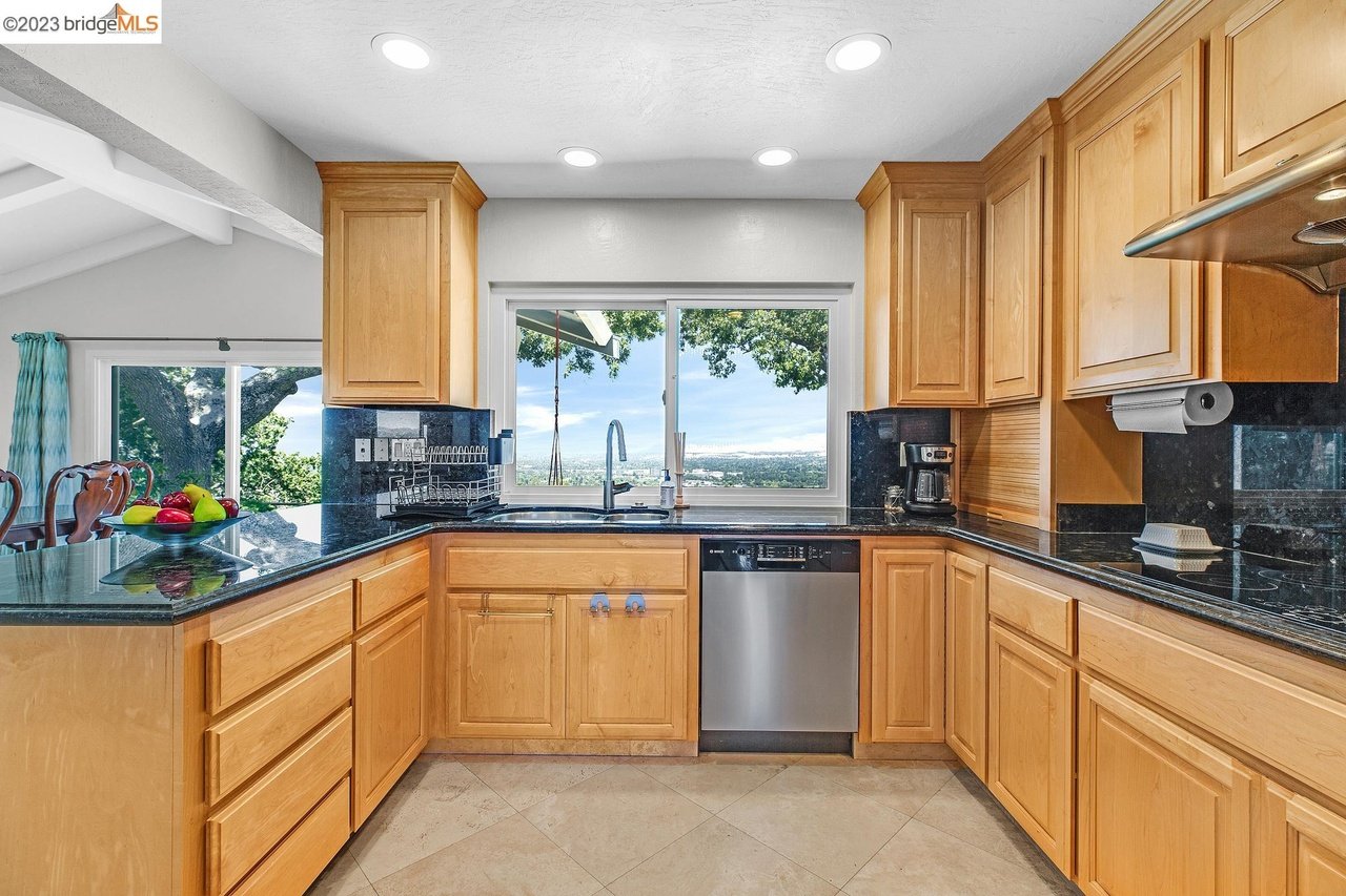1210 Via Gabarda Way