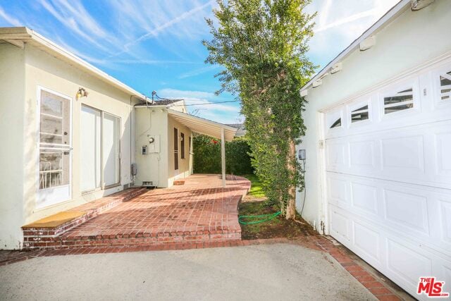 4145 Kraft Ave