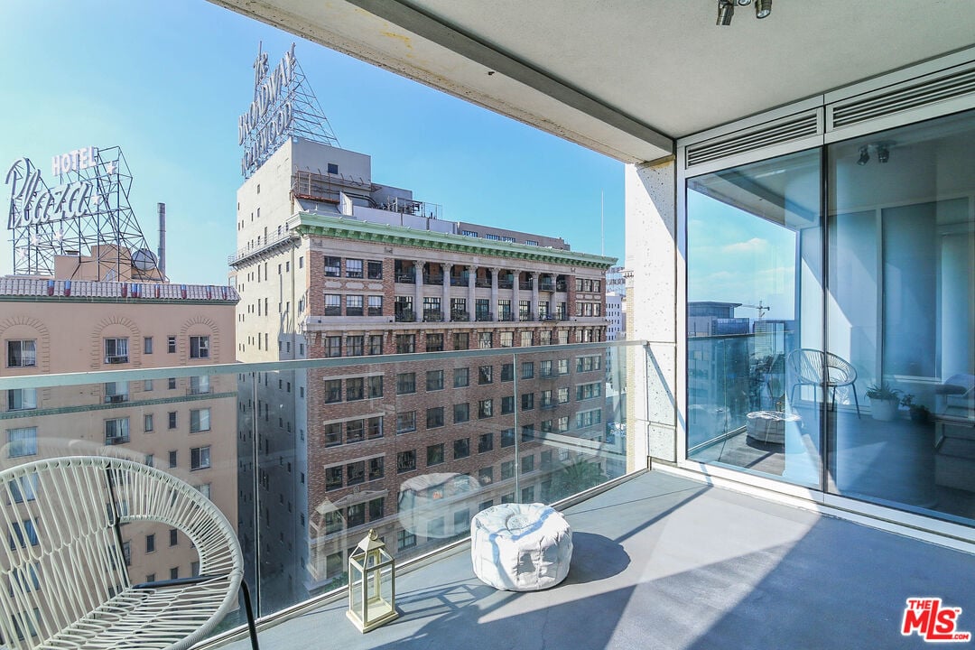 6250 Hollywood Blvd, #11N