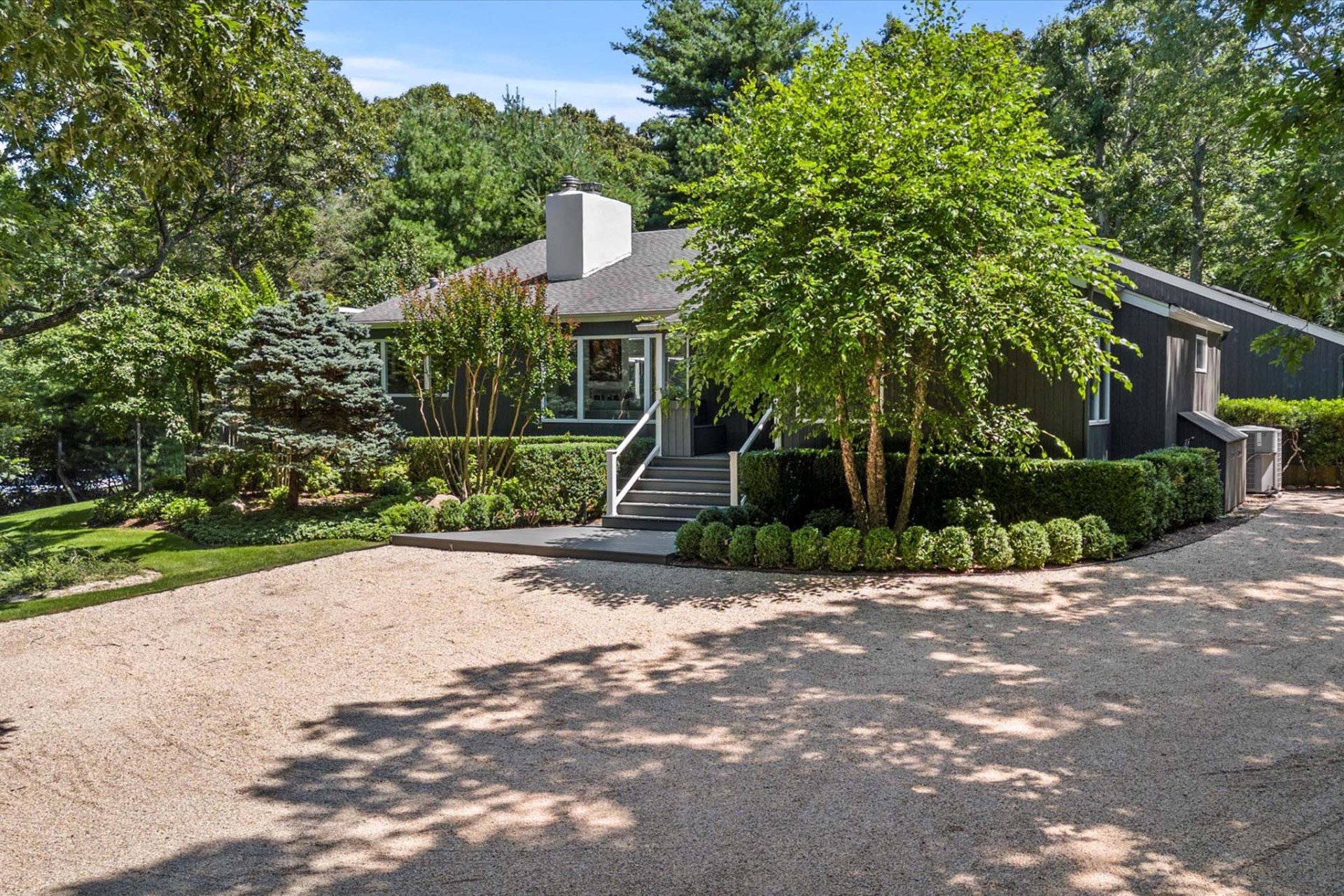 24 Saddle Lane