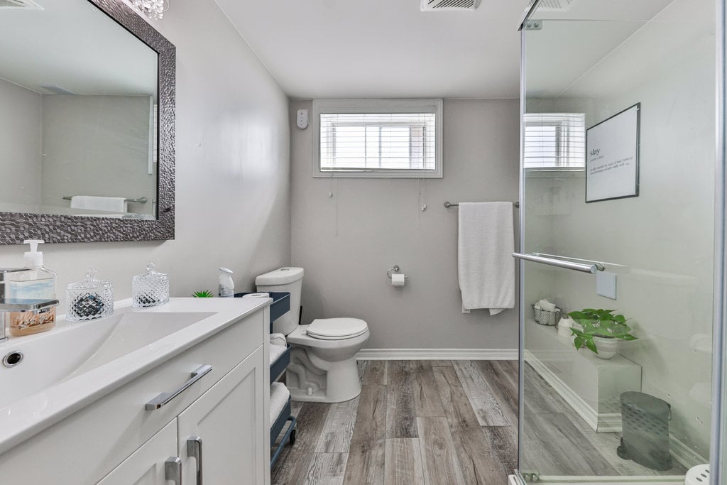 419 Erindale Drive, Burlington 