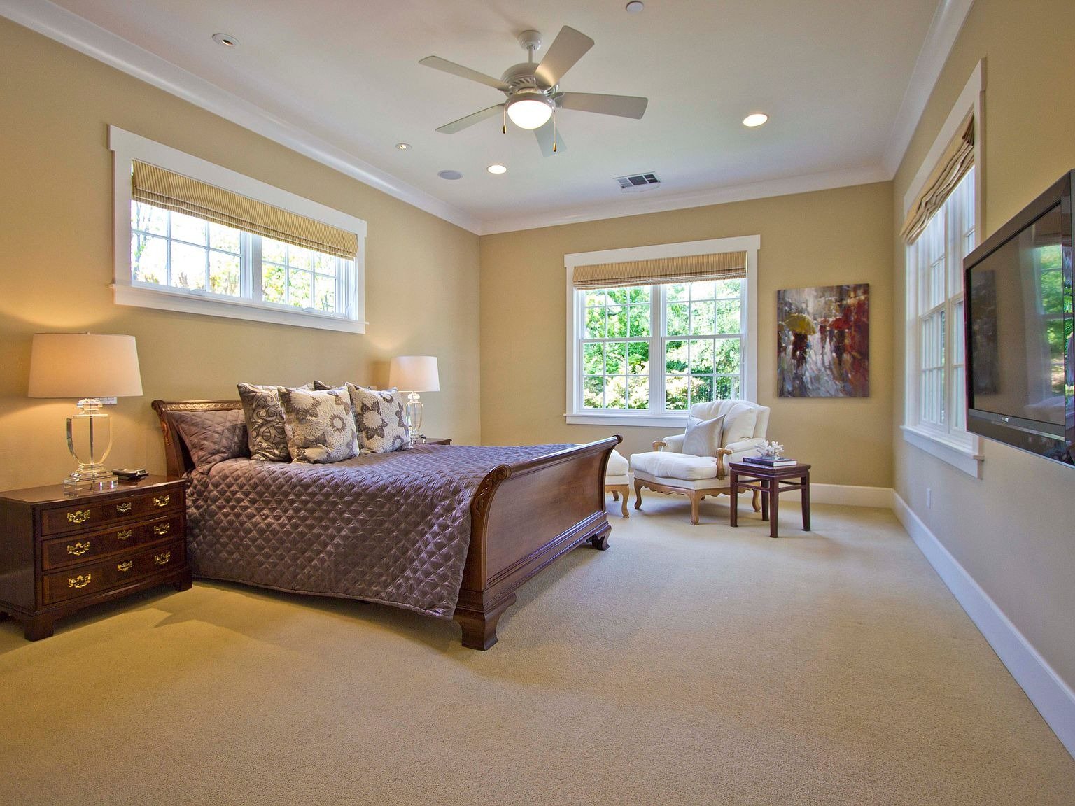 33 Sanford Ln