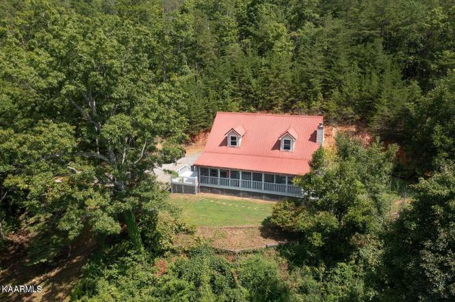 719 E E Millers Cove Rd