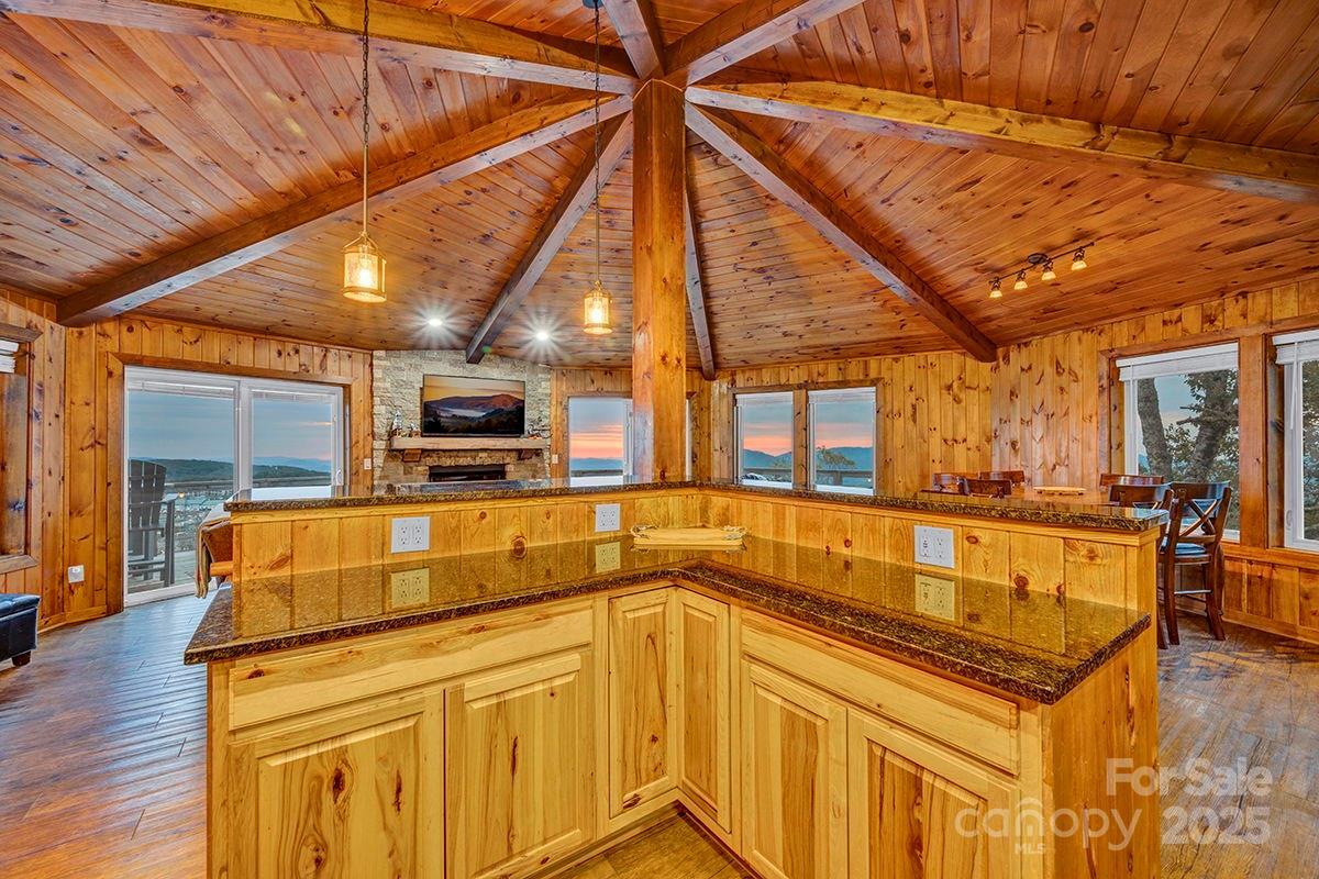 127 Skiloft Rd