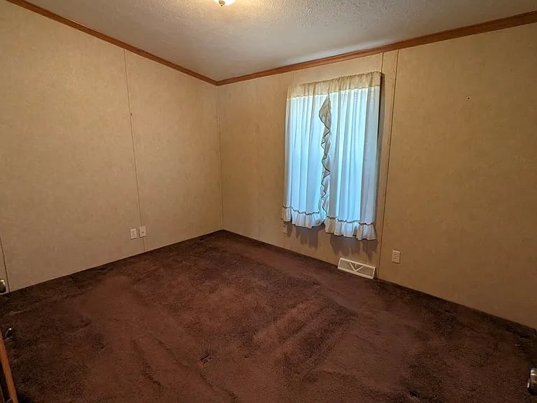 31 Skyline Dr