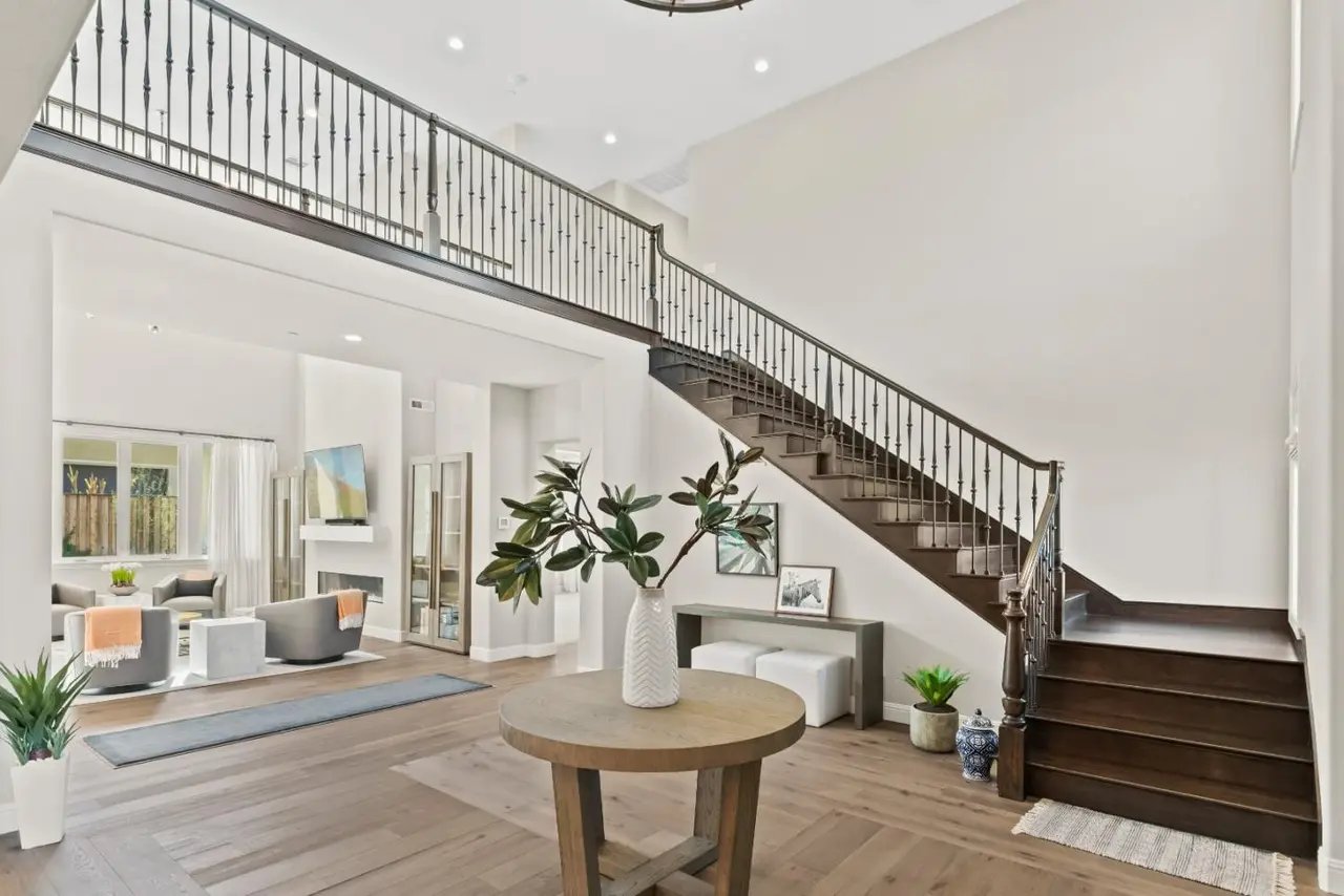 18600 Corte Arcangel