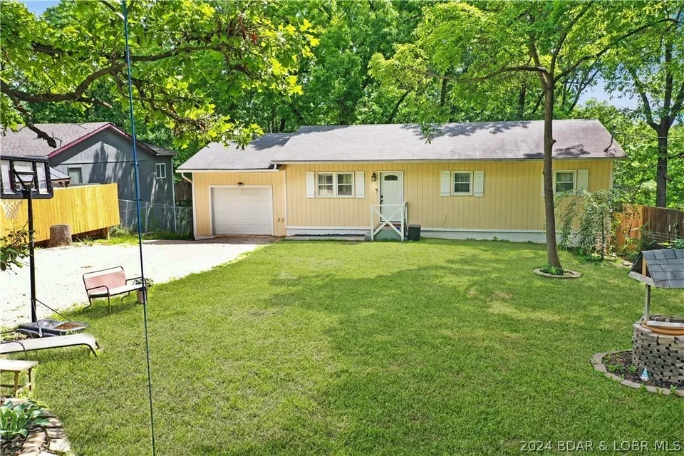 54 Wood River Rd