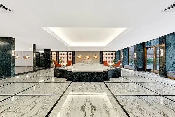 360 East 72nd Street #A806