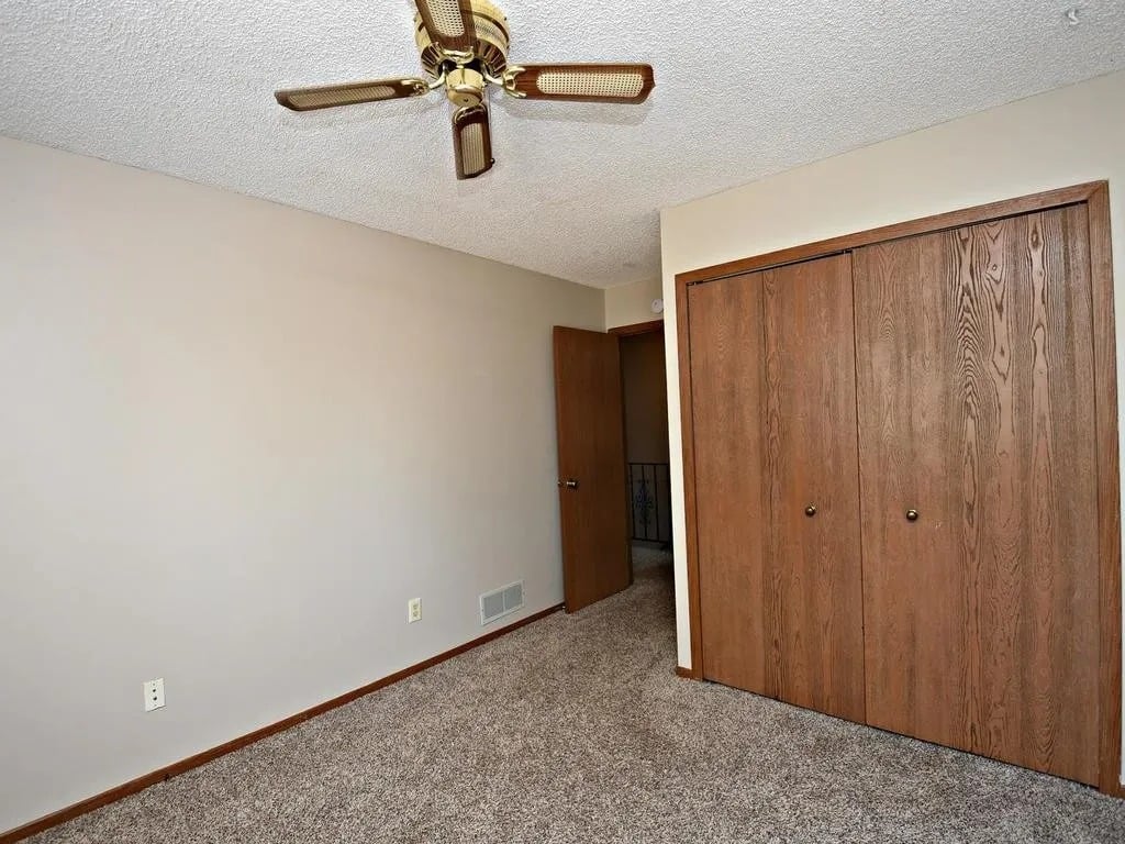 2519 Brookdale Ln