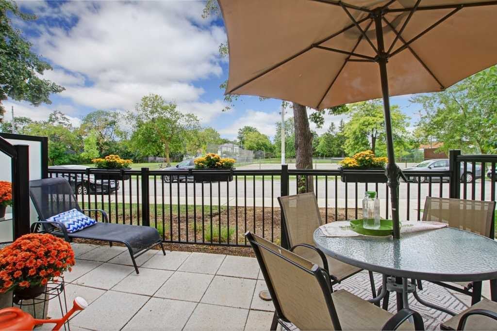 50 Carnation Ave #148