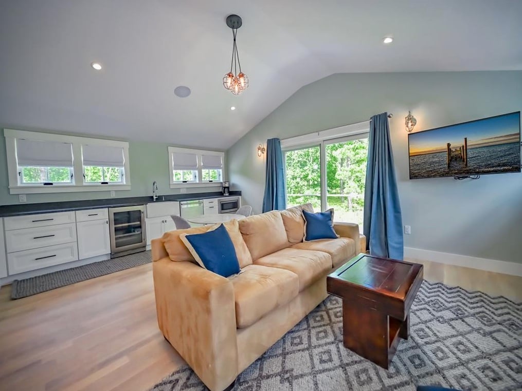 12 Paddock Rd