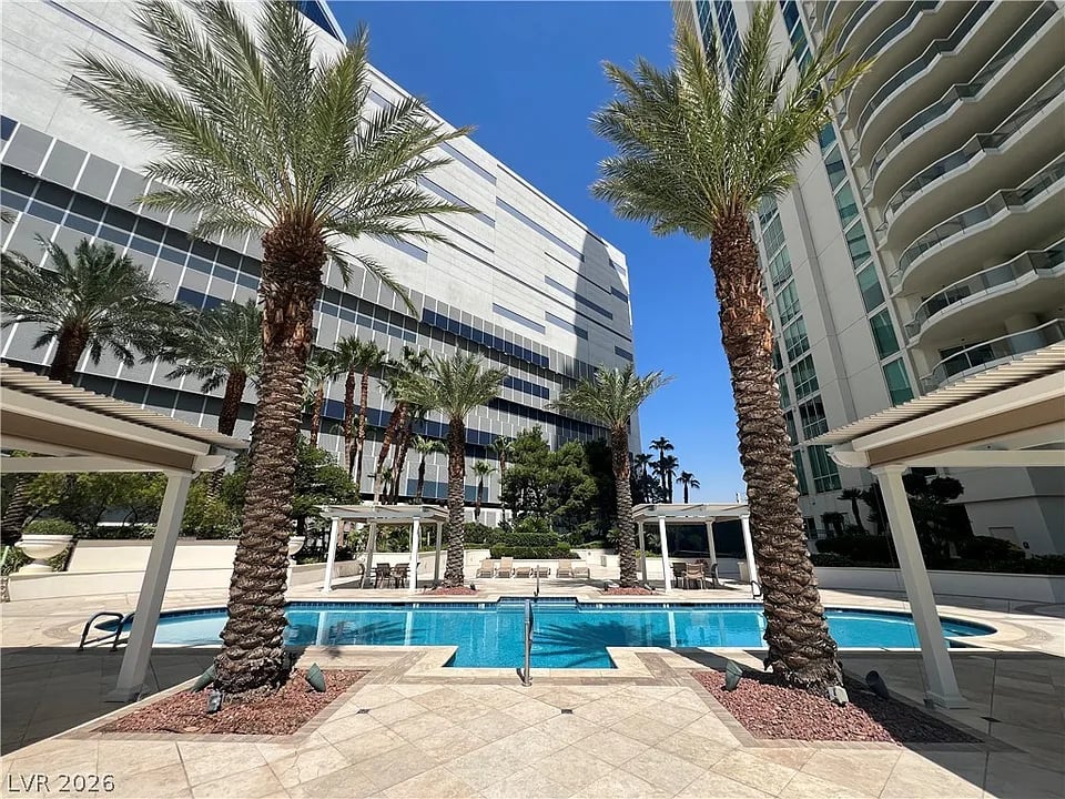 Turnberry Place