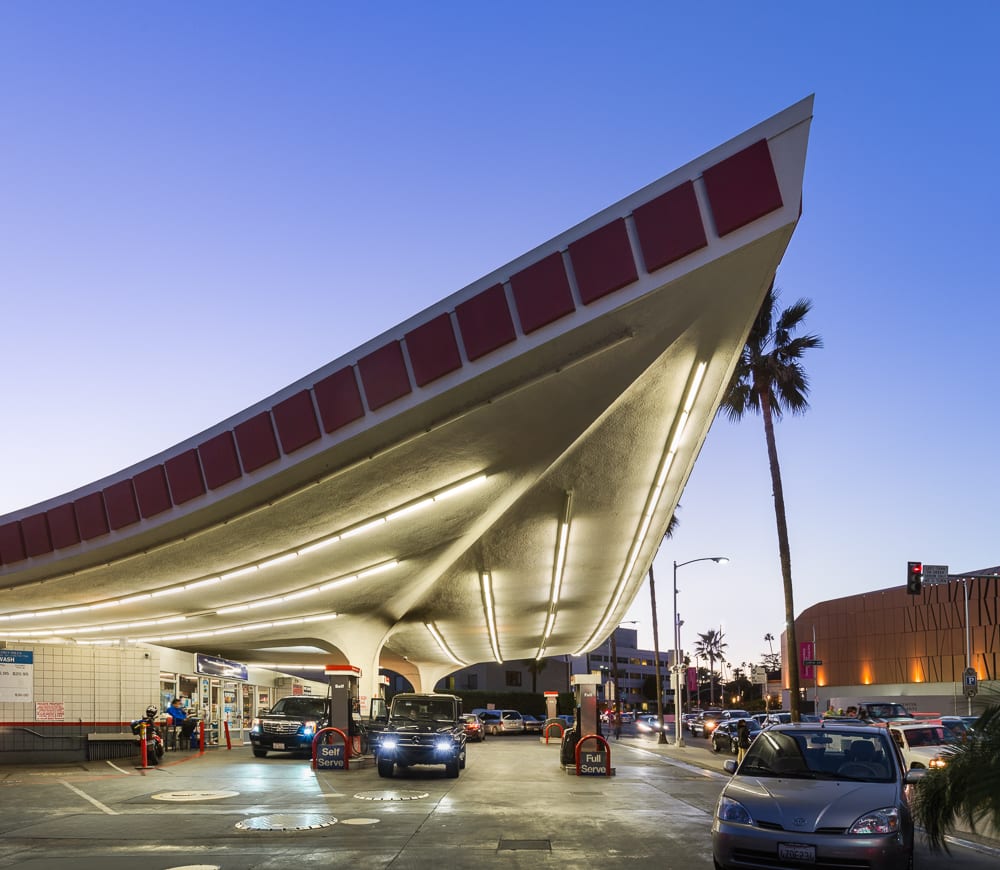 'Gas and Glamour' a Journey Through So. Cal's Roadside Architecture 