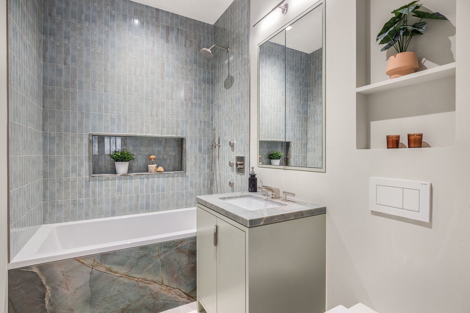 286 Spring Street, #2