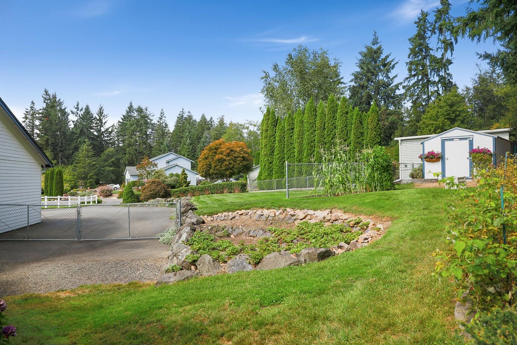 3055 NW Colonial Lane