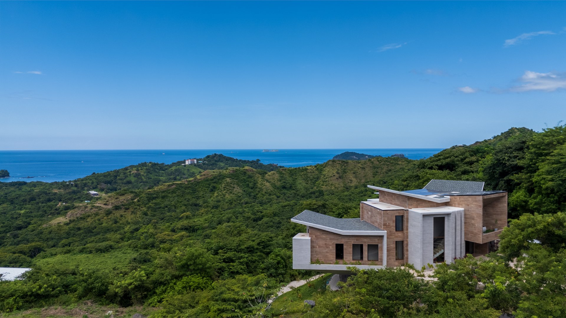 Casa Manta Ray | Indulge in Luxury with Stunning Flamingo Beach Views!