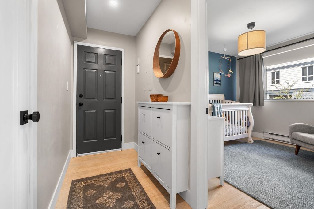 1702 Chesterfield Ave, #104