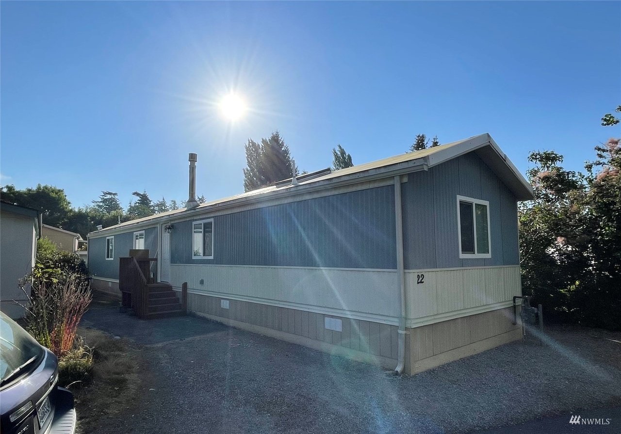 2350 Douglas Rd #22