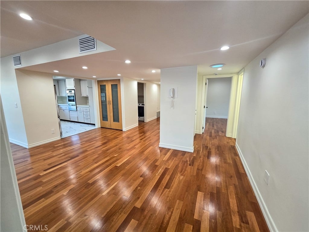 1310 Roxbury Dr #302