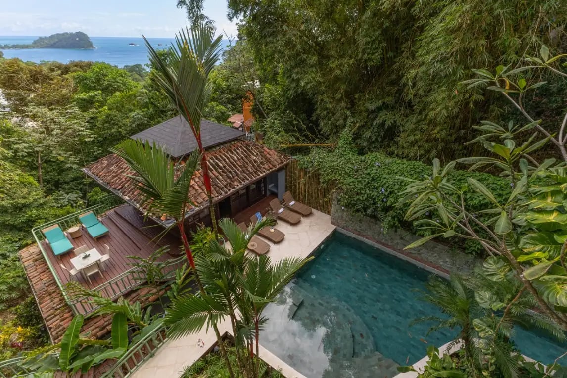 Casa Vista Azul
