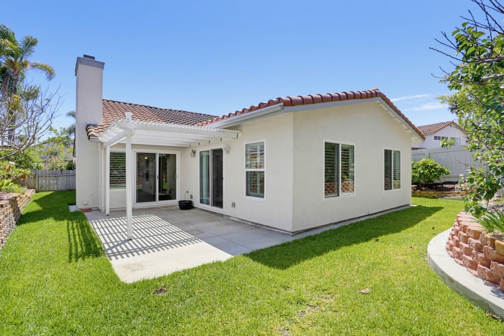 1692 Avenida Oceano
