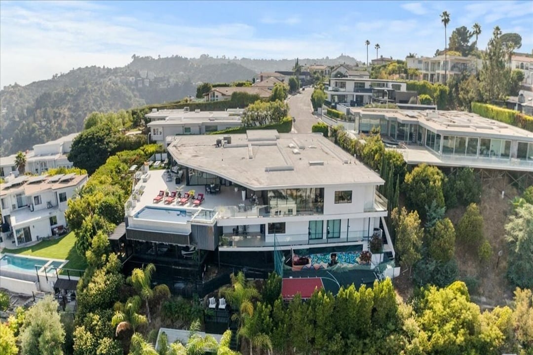 Celestia Estate, Hercules Dr, 90046