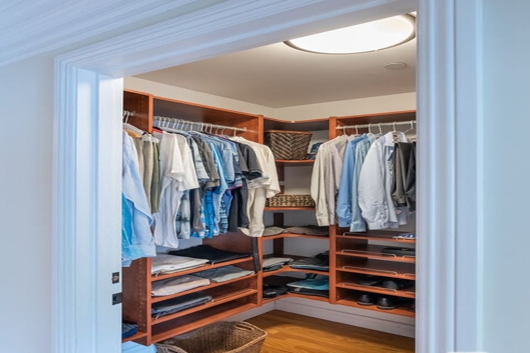 San Vicente Blvd, 90402