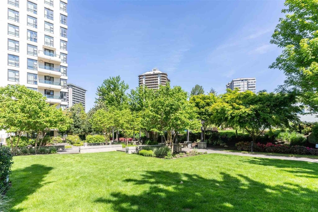2200 Douglas Rd, #1404