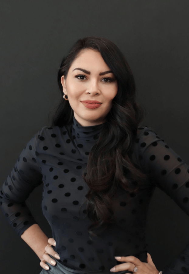 Mel Bustos