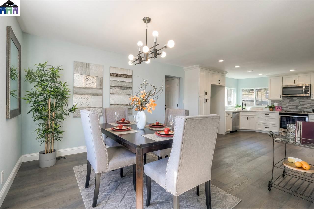 154 Renfrew Ct