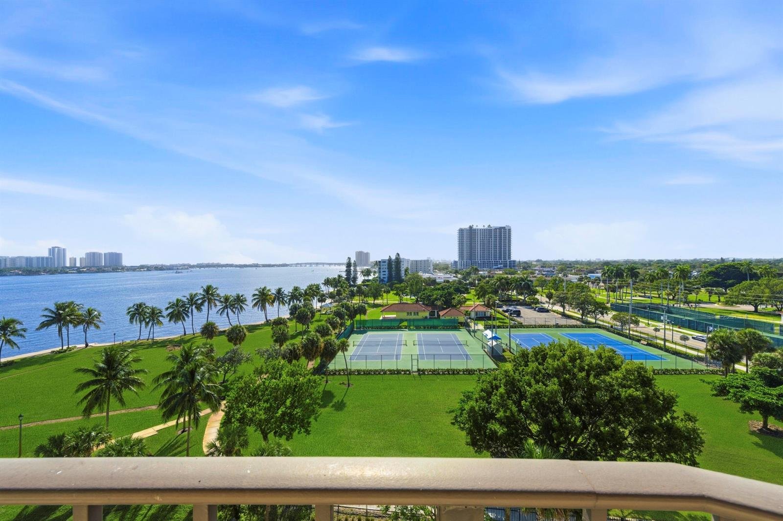 801 Lake Shore Drive #817