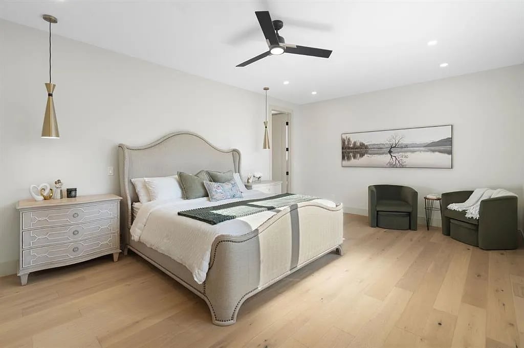 73 N Waters Edge Gdns