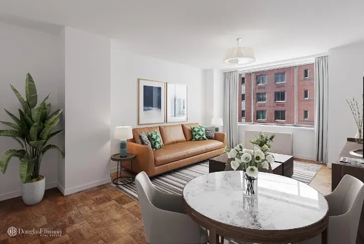 311 East 38th Street Unit: 9A