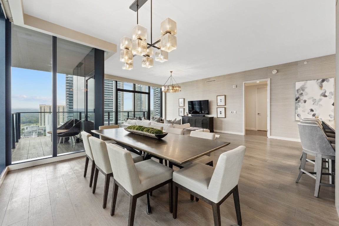 202 Nueces St, #1201