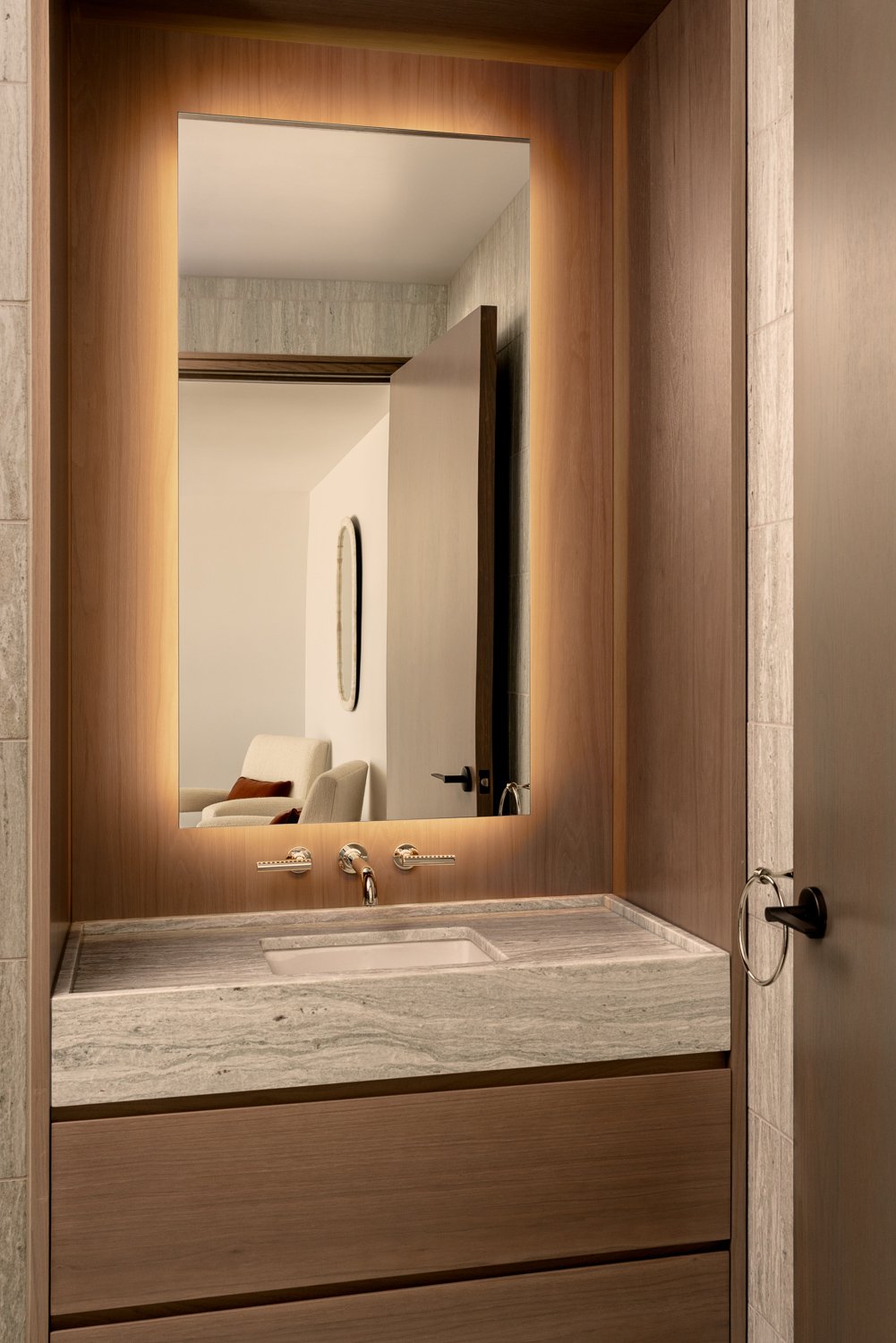 9900 S Santa Monica Blvd Unit: PHE