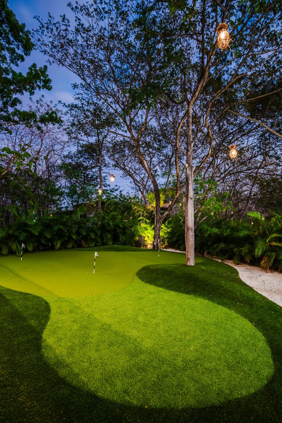 Casa La Ola Perfecta | Luxury 5-Bedroom Home with Pool Near the Beach in Hacienda Pinilla