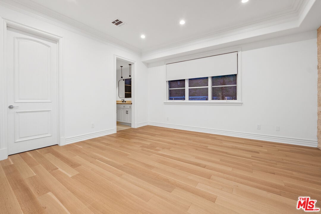 Ivory Arcadia, Martin Lane, 90210