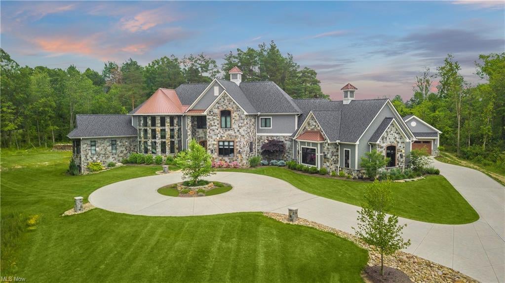 The Arbor Crest Estate