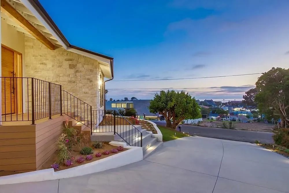 522 S Rios Ave