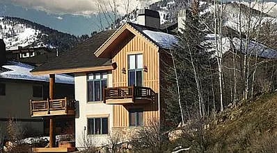 3078 Mountain Ridge Ct