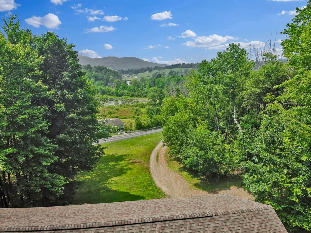 169 Buck Lake Road