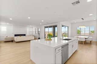 484 Windstone Crest