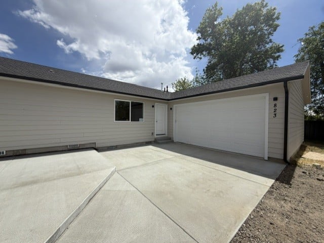 823 W Galloway Ave