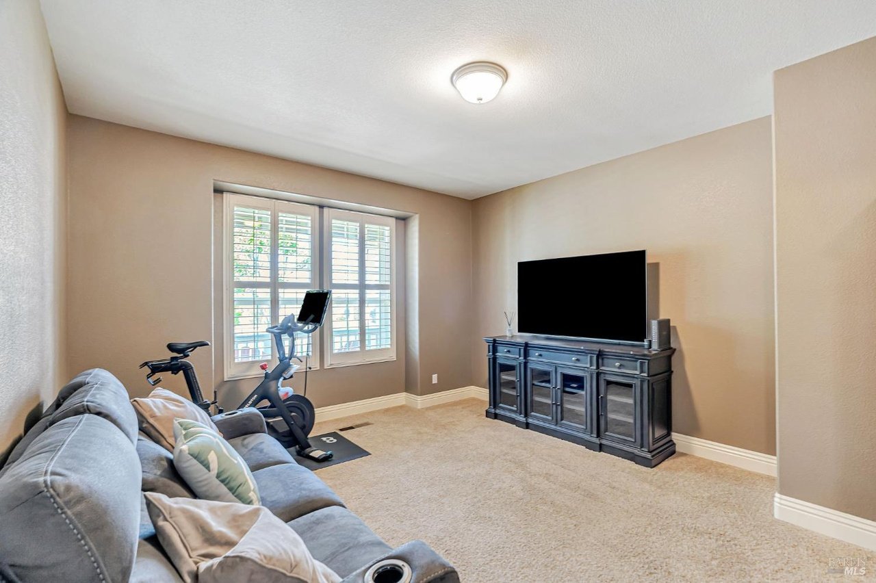 320 Wilson Ln