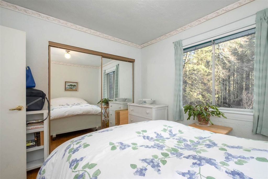 4520 Lynn Valley Rd