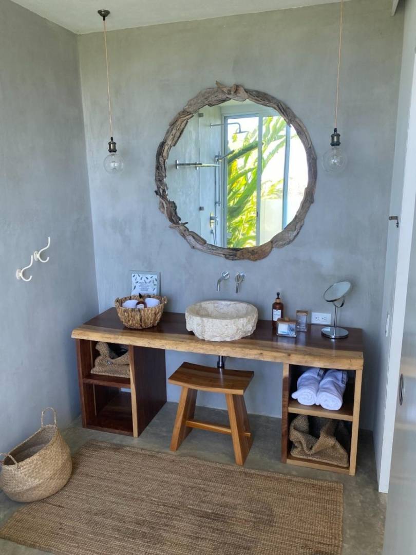 Terra Lodge - Income producing property with two apartments, swimming pool and 1 bedroom home.