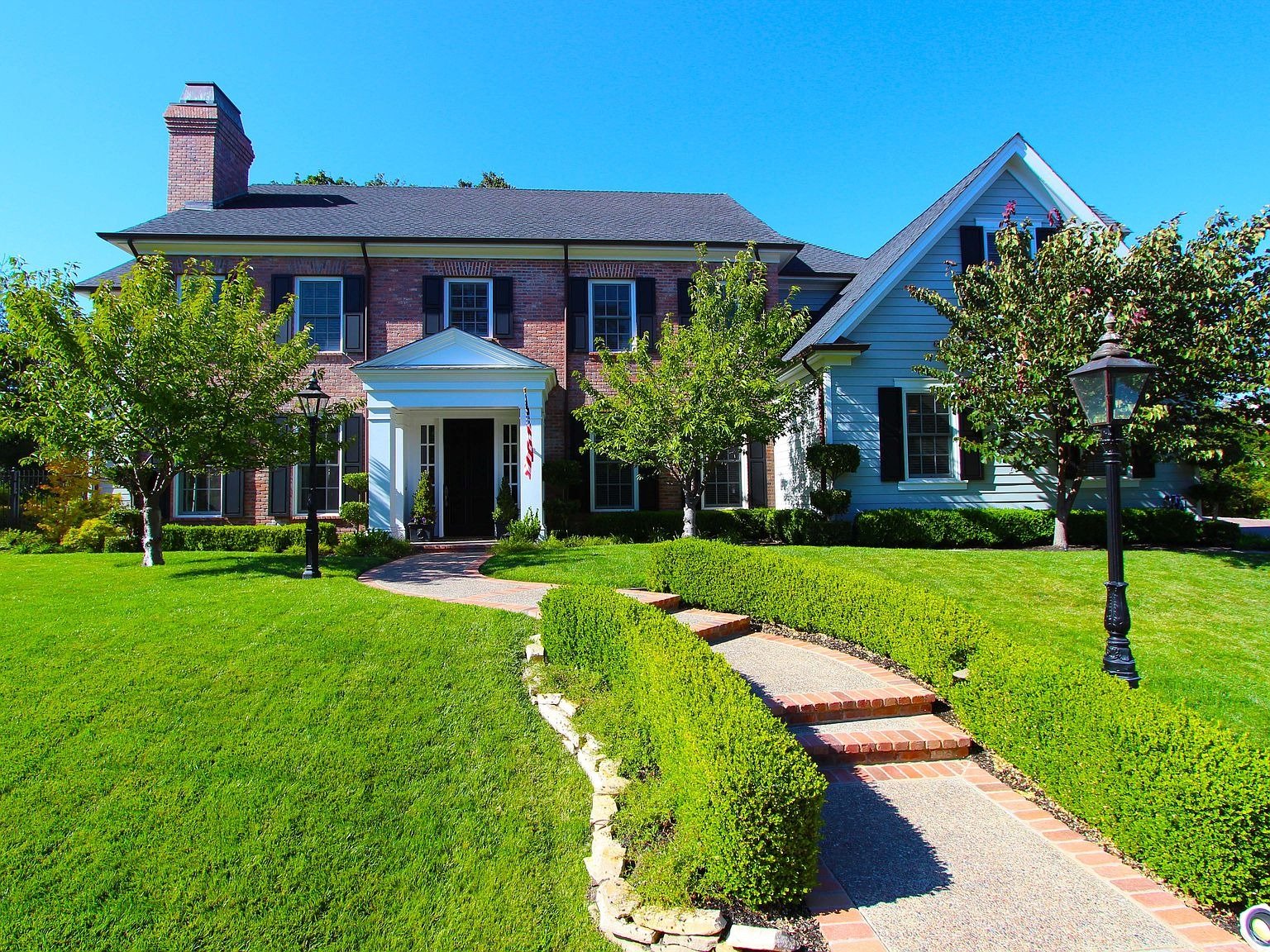23 Sanford Ln